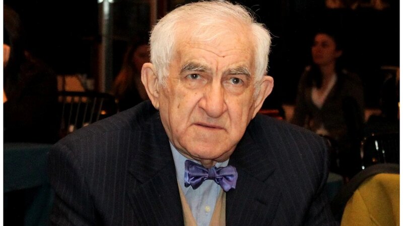 Tofiq Bakıxanov “Əmək” ordeni ilə təltif edildi