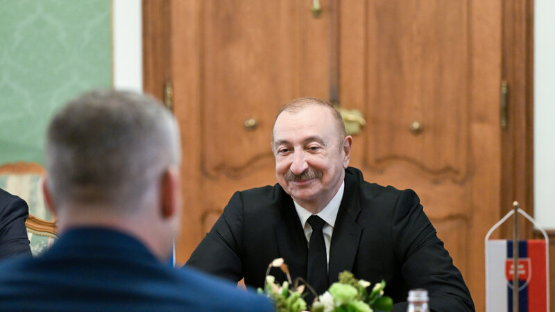 İlham Əliyev: Nəqliyyat sahəsinə əlavə vəsait qoyaraq imkanlarımızı genişləndirəcəyik