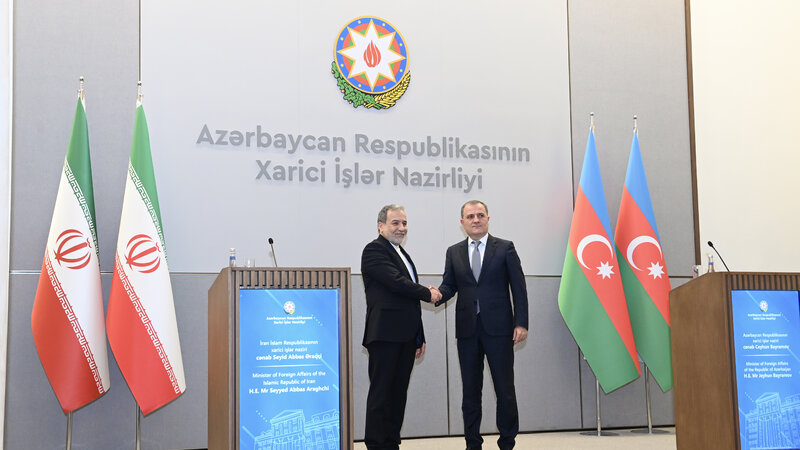 Ceyhun Bayramovun iranlı həmkarı ilə müzakirə etdiyi məsələlər açıqlandı -