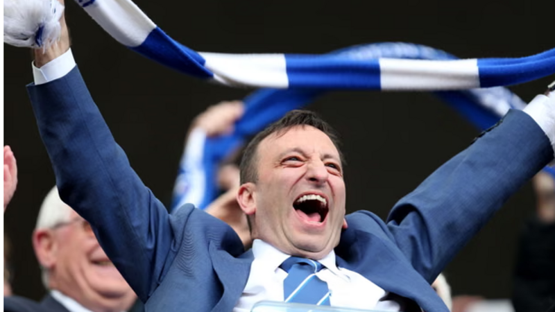 Klub prezidenti "The Guradian"a qadağa qoyub -