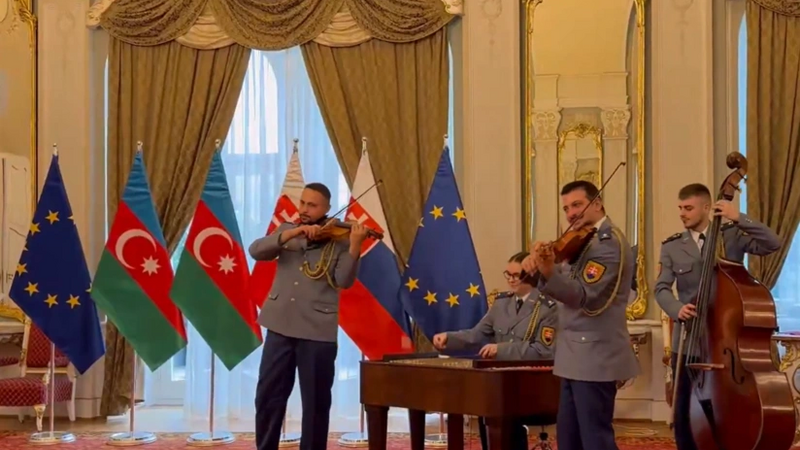 Slovakiyada  "Qurban olum Azərbaycan" mahnısı ifa edildi -