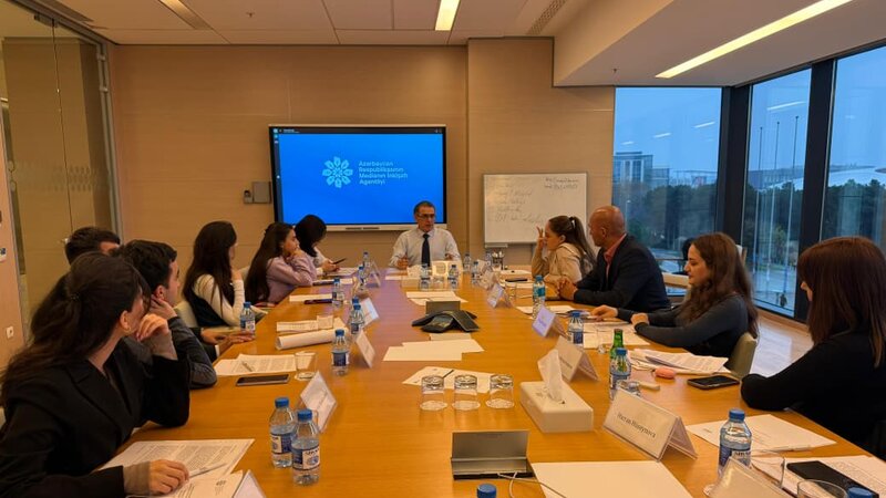 “Storytelling”: Müasir publisistikanın aktual trendləri mövzusunda ilk təlim keçirildi