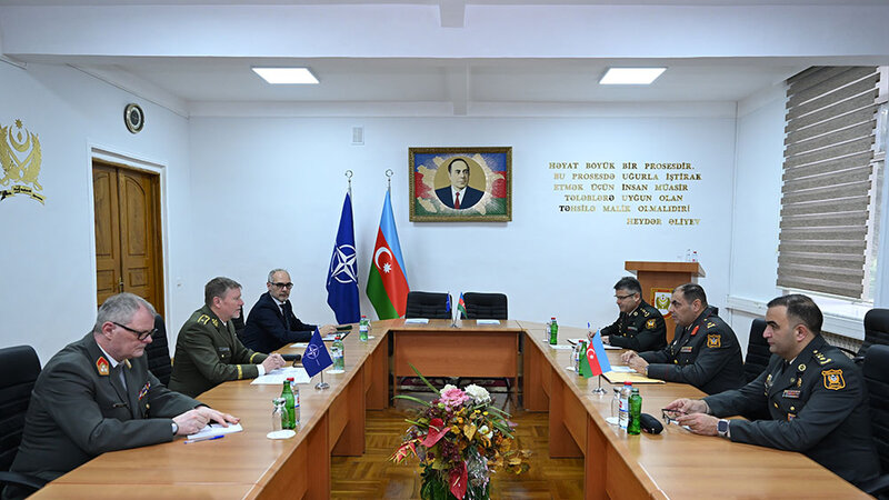 Müdafiə Nazirliyinin hərbi mütəxəssisləri ilə NATO nümayəndələri görüşdü