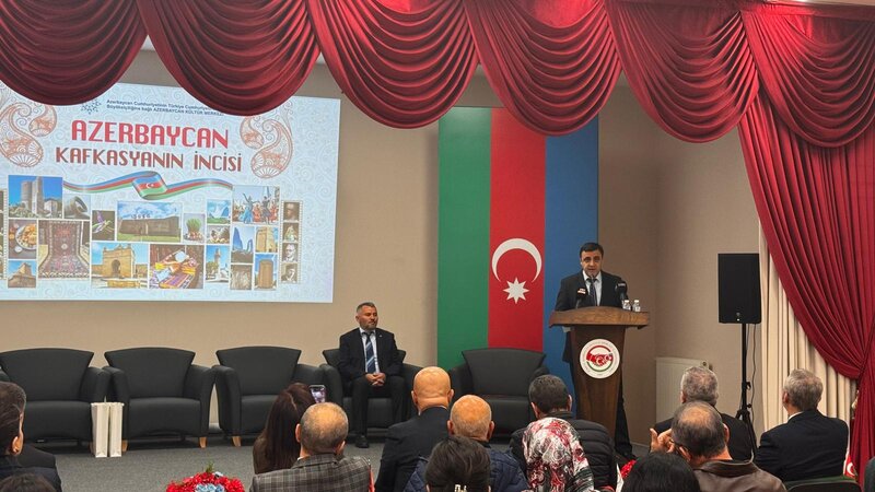 Ankarada Türk dünyası siyasətində ədəbiyyatın rolu mövzusunda tədbir keçirildi