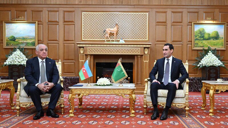 Əli Əsədov Aşqabadda Türkmənistan Prezidenti ilə görüşüb