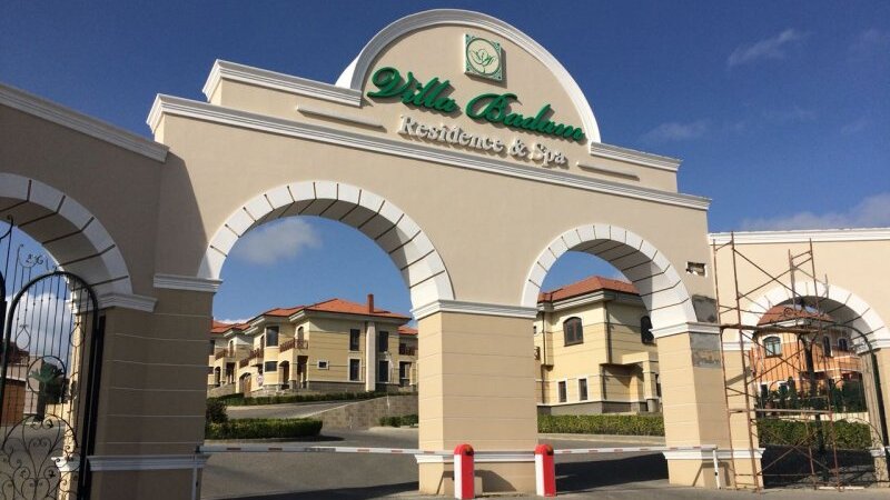 “Villa Badam”da tullantılar yandırıldı, nazirlik 8 min cərimə etdi