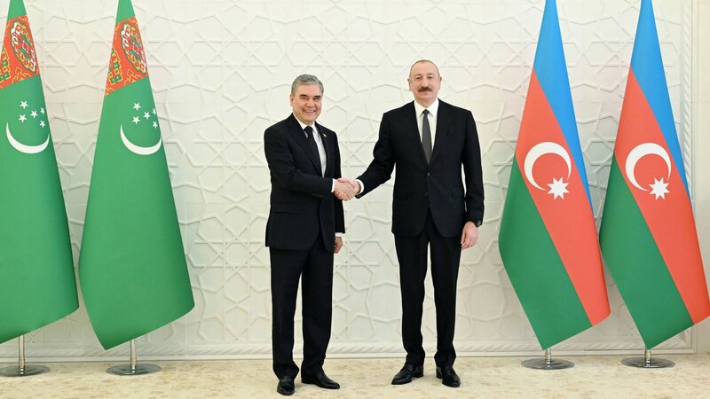 Prezident İlham Əliyev Qurbanqulu Berdiməhəmmədova zəng etdi