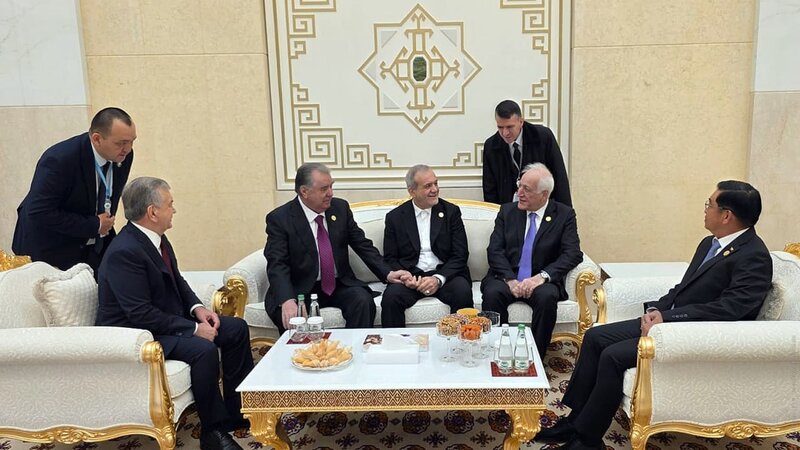 Ermənistan Prezidenti  Orta  Asiya liderləri ilə görüşüb