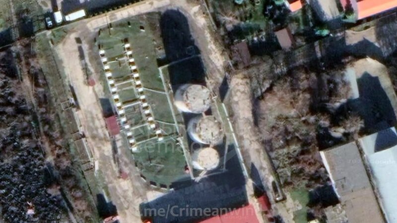 Simferopol yaxınlığında neft bazasında yanğın baş verib