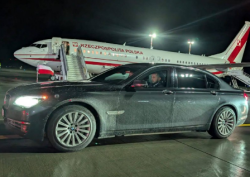 Polşa prezidentinin Riqada çirkli avtomobillə qarşılanması narazılıq yaradıb