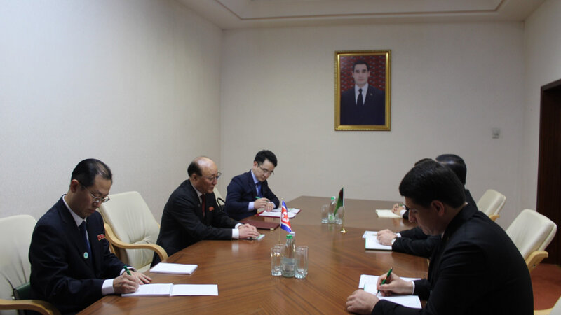 Türkmənistan və Şimali Koreya əməkdaşlığı genişləndirir