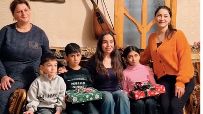 Leyla Əliyeva Şamaxı sakinlərinin evində qonaq oldu -