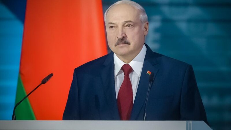 Lukaşenko Alyaska sammitindən əvvəl Trampa məsləhət verib