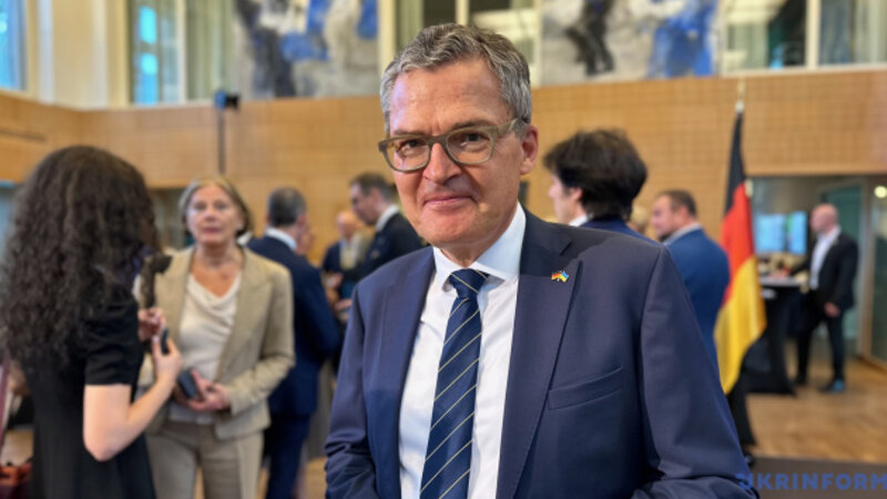 Bundestaq deputatı: Avropalılar Belarusdan gələn təhlükəni ciddiyə almalıdırlar