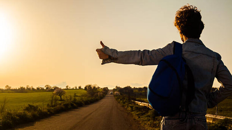 Yolda düşürdüyü sərnişini geri qayıdanda vurub öldürdü