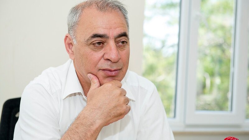 Əməkdar artist Nadir Hüseynov vəfat edib