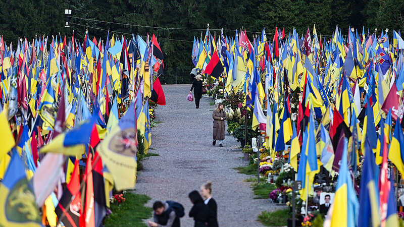KİV: Lvovda hərbi qəbiristanlıqda yerlər tükənib