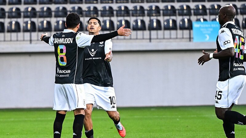 Emin Mahmudov bunu bacaran 43-cü futbolçu oldu