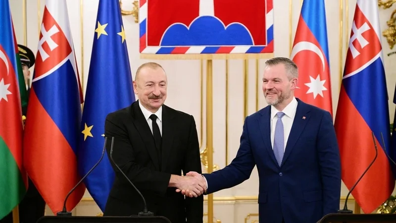 Slovakiya Prezidenti İlham Əliyevi təbrik etdi