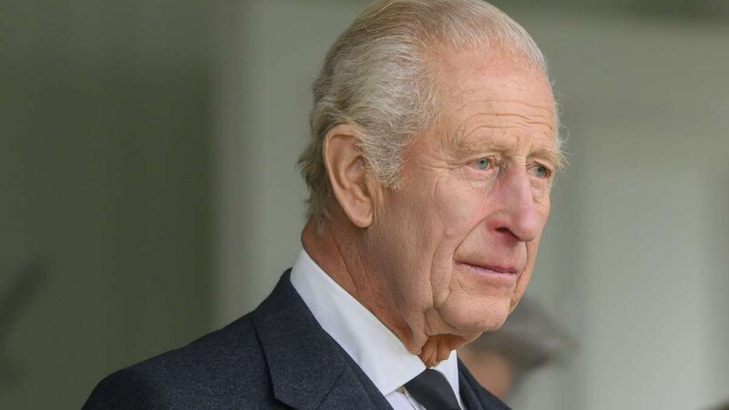 Britaniya kral ailəsinin ən fəal üzvü xərçənglə mübarizə aparan III Karl olub