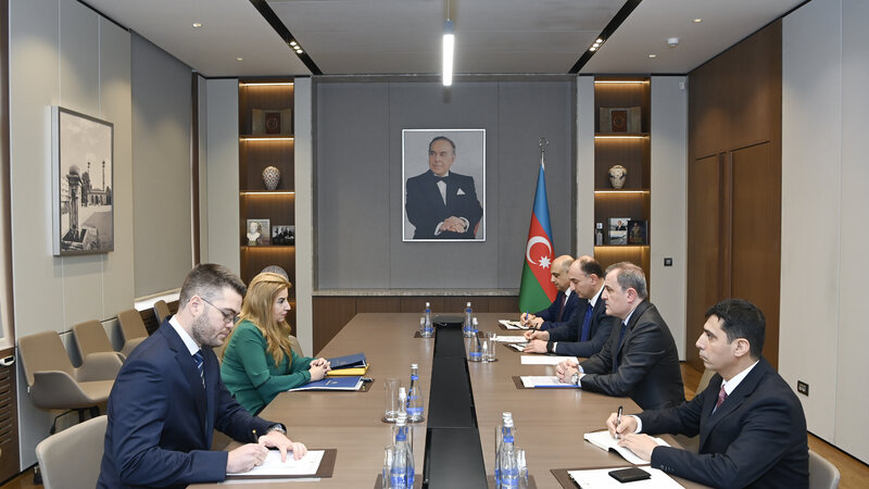 Ceyhun Bayramov Yunanıstanın ölkəmizə yeni təyin olunmuş səfiri ilə görüşdü