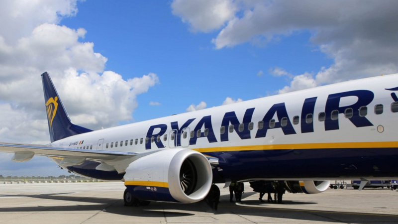 "Ryanair" şirkəti 256 milyon avro cərimələnib