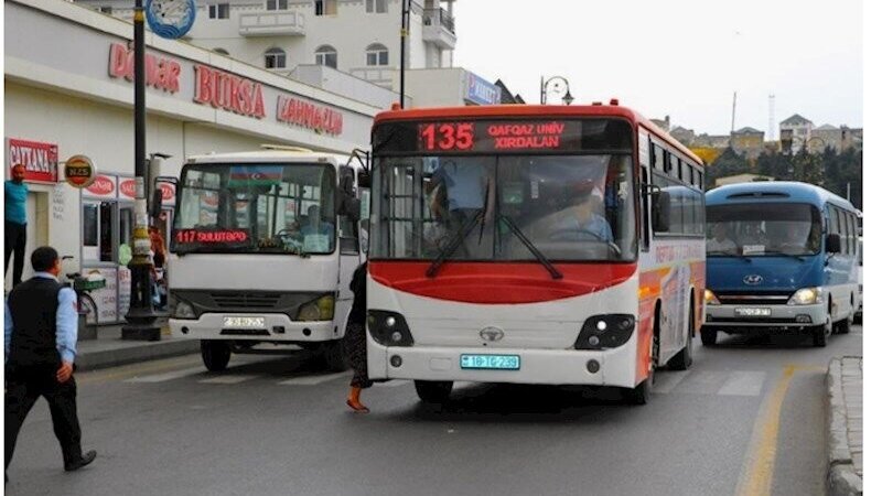 İctimai nəqliyyatda yeni tələblər gəlir: Bəzi avtobuslar məcburi xətdən çıxarılacaq