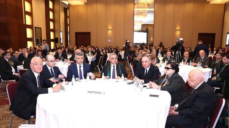 Vəkil Günü münasibətilə Vəkillər Kollegiyasının təntənəli mərasimi keçirildi -