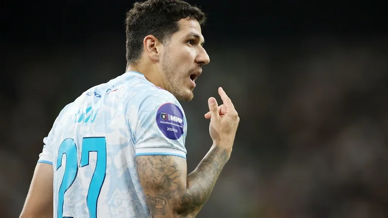 "Qalatasaray" Braziliya millisinin üzvü ilə maraqlanır