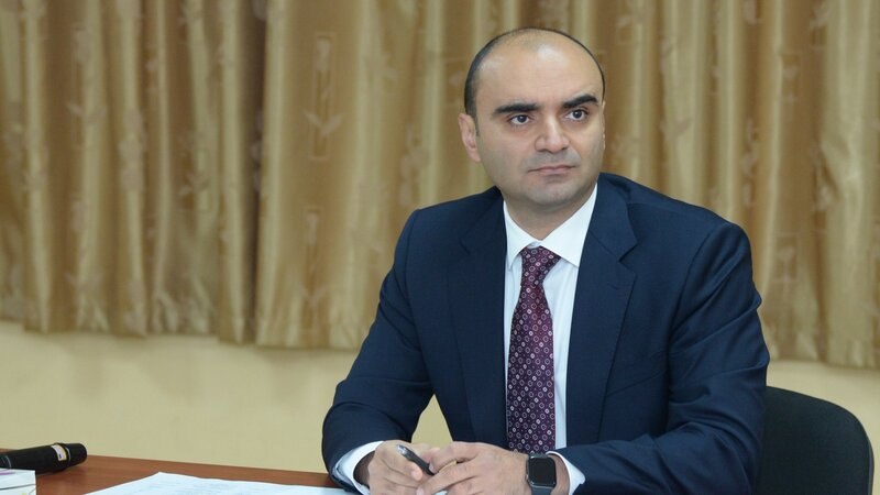 Prezident bir ay əvvəl təyin olunan icra başçısını işdən çıxardı