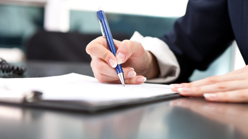 Bu halda işçinin əmək müqaviləsinə xitam veriləcək