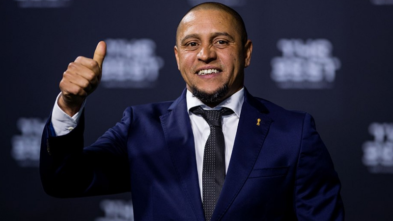 Əfsanəvi futbolçu ürəyindən əməliyyat olundu