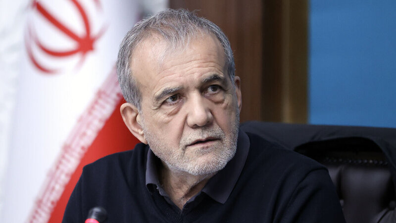 Maduro devrildi, spiker Pezeşkianı hədəf göstərdi