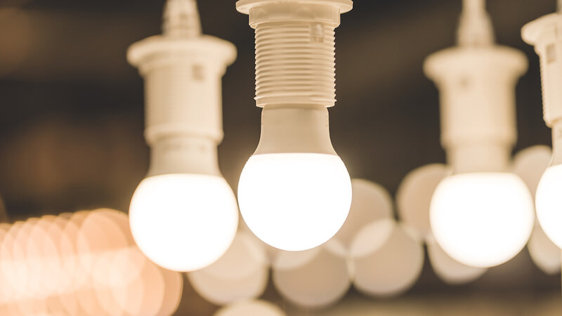 60 vattadək gücə malik közərmə lampalarının istehsalı və satışı qadağan olunub