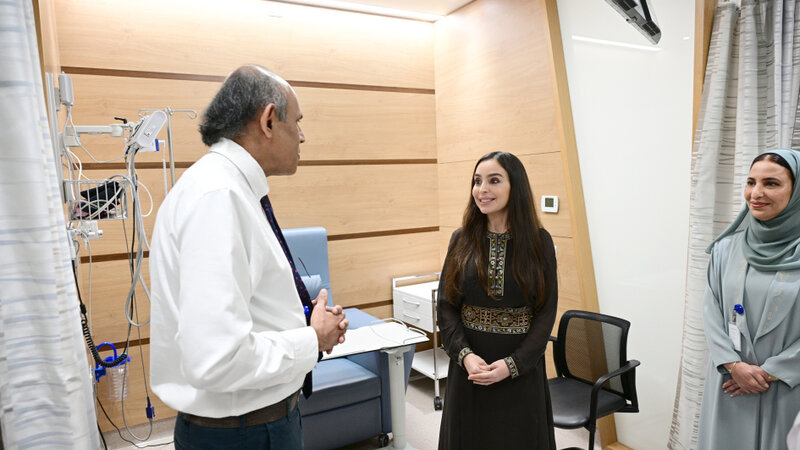 Leyla Əliyeva Maskatda Xərçəngin Kompleks Müalicəsi və Tədqiqatı Mərkəzini ziyarət etdi -