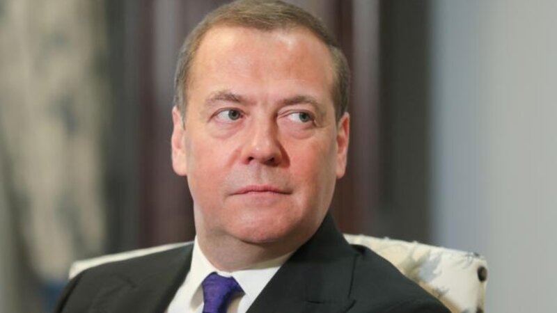 Almaniya hökuməti Medvedevin kanslerlə bağlı açıqlamasından narahatdır