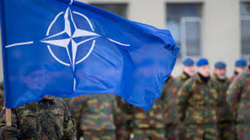 Atəşkəsdən sonra NATO qoşunları Ukrayna sərhədlərində yerləşdirilə bilər