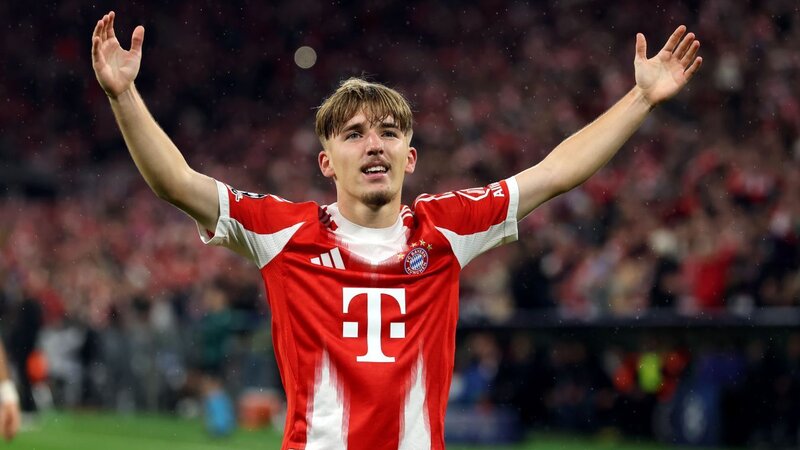 "Bavariya" 17 yaşlı futbolçu ilə 5 illik müqavilə imzalamağa hazırlaşır