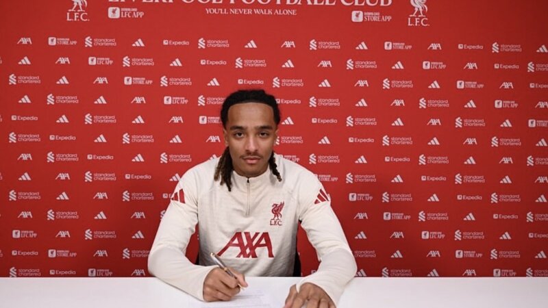 "Qarabağ"ın rəqibində yeni müdafiəçi