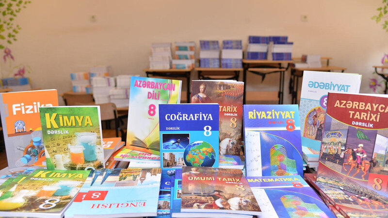Dərslik layihələrinə dair ictimai rəyin öyrənilməsinə başlanılıb