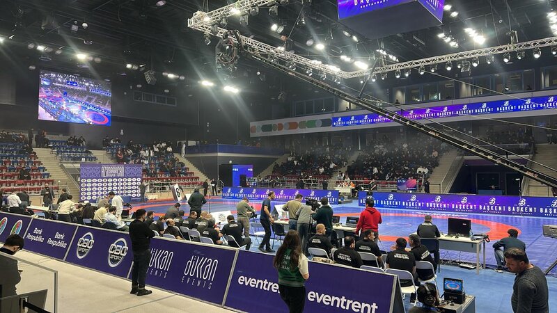 Güləş üzrə Azərbaycan çempionatının açılış mərasimi keçirilib