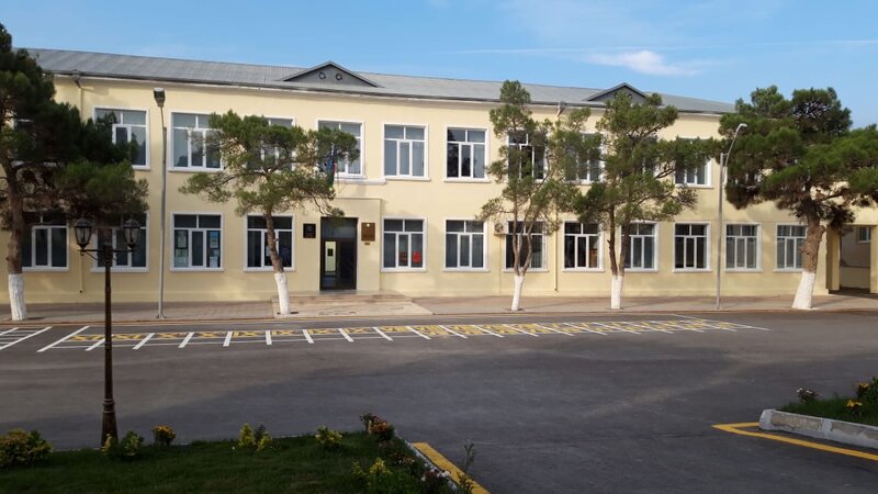 180 nömrəli tam orta məktəbdə müəllim direktor müavinini döyüb