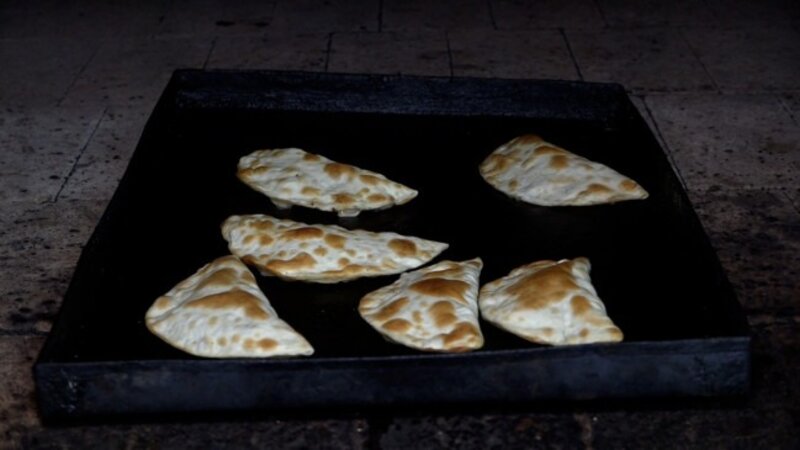 "Dəvə qutabı" restoran menyularından çıxarılıb -