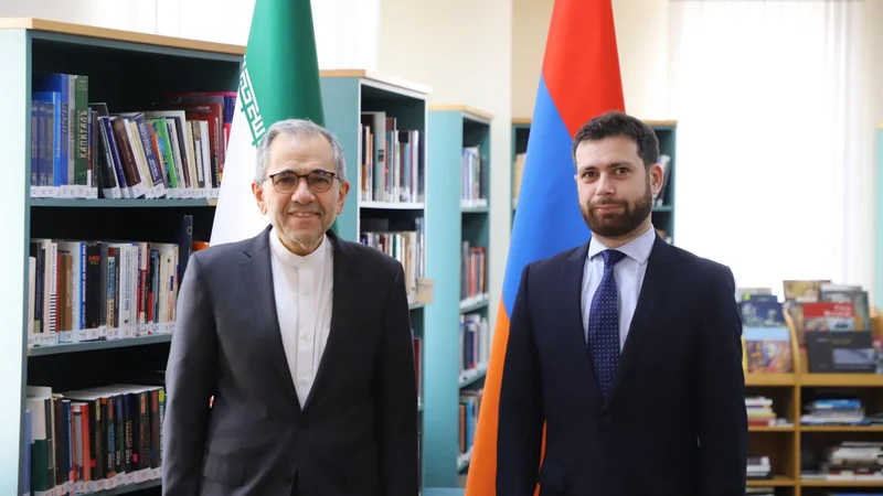 Ermənistan və İran XİN rəsmiləri arasında məsləhətləşmələr keçirildi