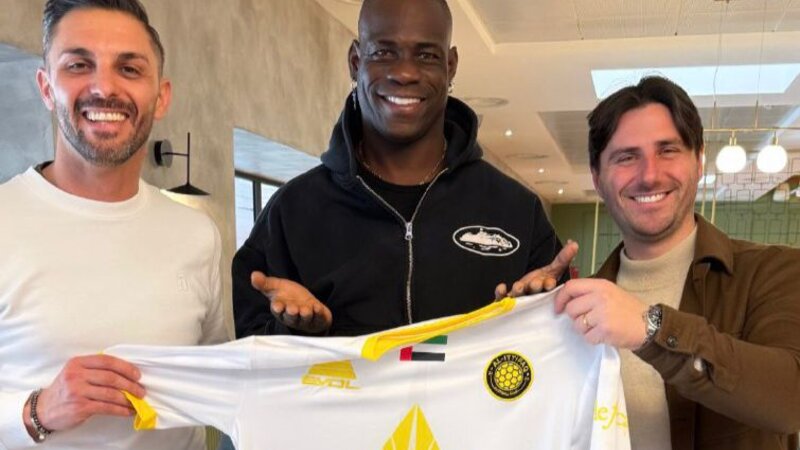 Balotelli ilk dəfə Avropadan kənarda çıxış edəcək