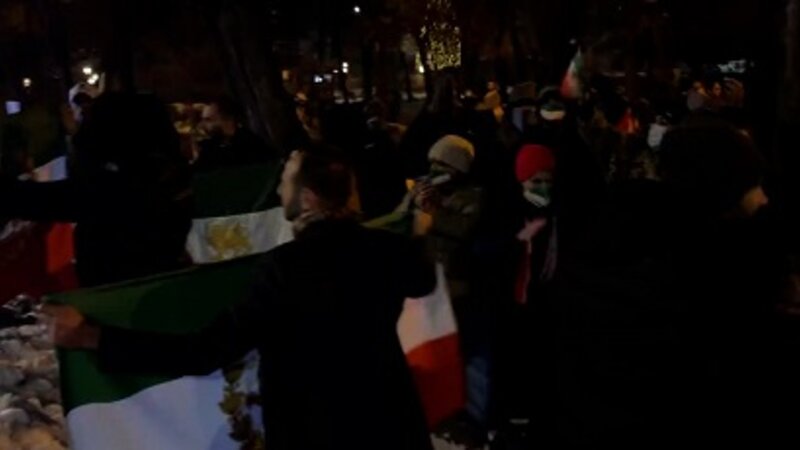 İranın Ermənistandakı səfirliyinin qarşısında etiraz aksiyası keçirildi