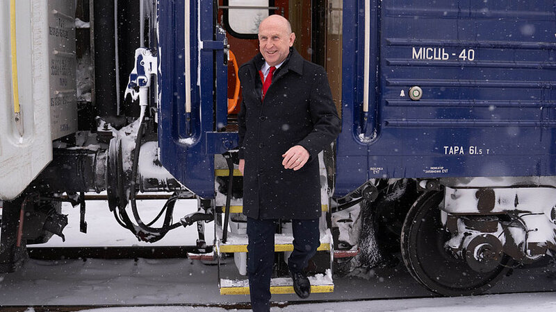 Putinin oğurlanmasını istəyən nazirin olduğu qatar Kiyevdə dayandırılıb