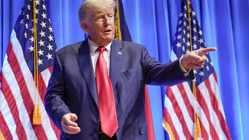 Tramp özünü Venesuelanın müvəqqəti prezidenti kimi təqdim edən paylaşım edib - FOTO