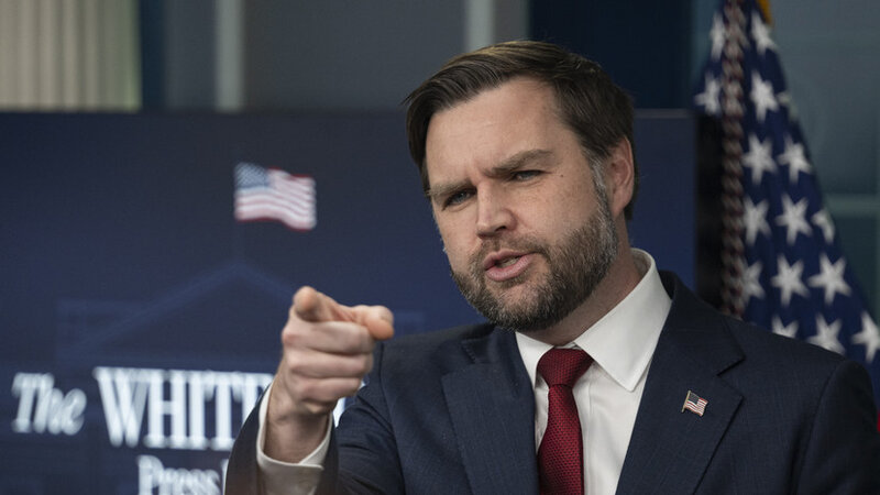 ABŞ-nin vitse-prezidenti Trampı İranla bağlı diplomatiyaya çağırır