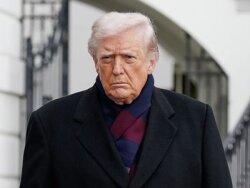 Tramp İranı yeni aviadaşıyıcı qrupla hədələdi